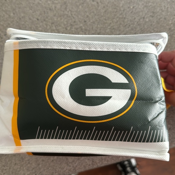 Green Bay Packers Cooler - Picture 2 of 3